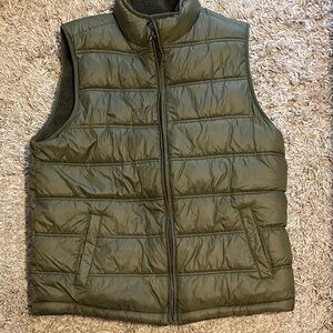 Men's Olive Green Puffer Vest Fur Lined Worn Once!